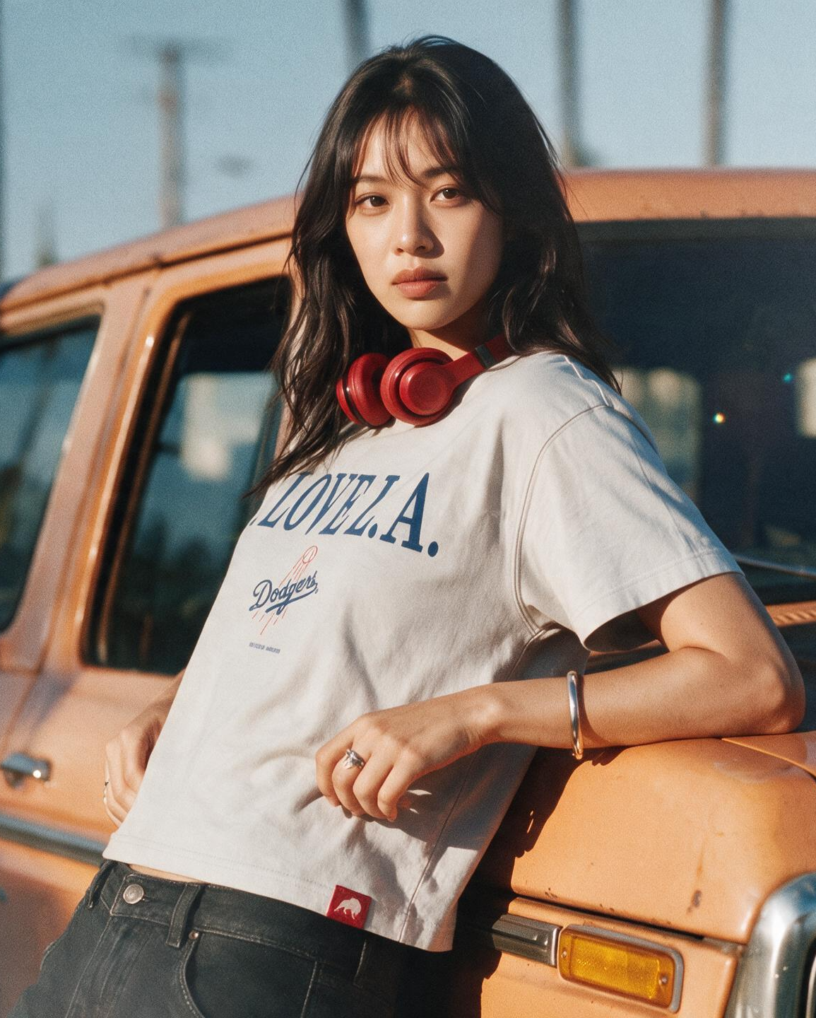 I LOVE L.A. x DODGERS WOMEN'S DOVE CARTER TEE - Sportiqe Apparel