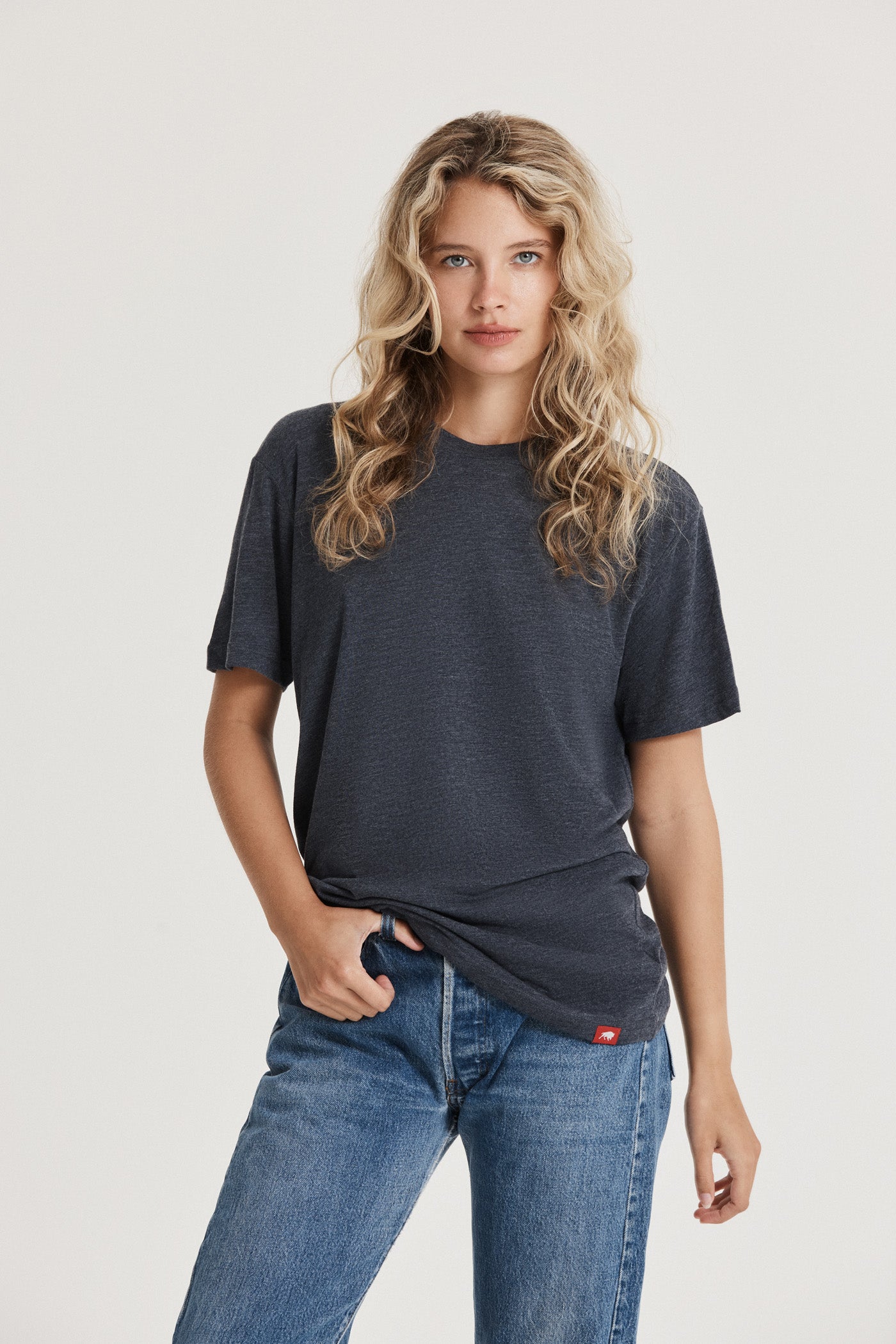 SPORTIQE WOMEN'S CLASSIC COMFY TEE