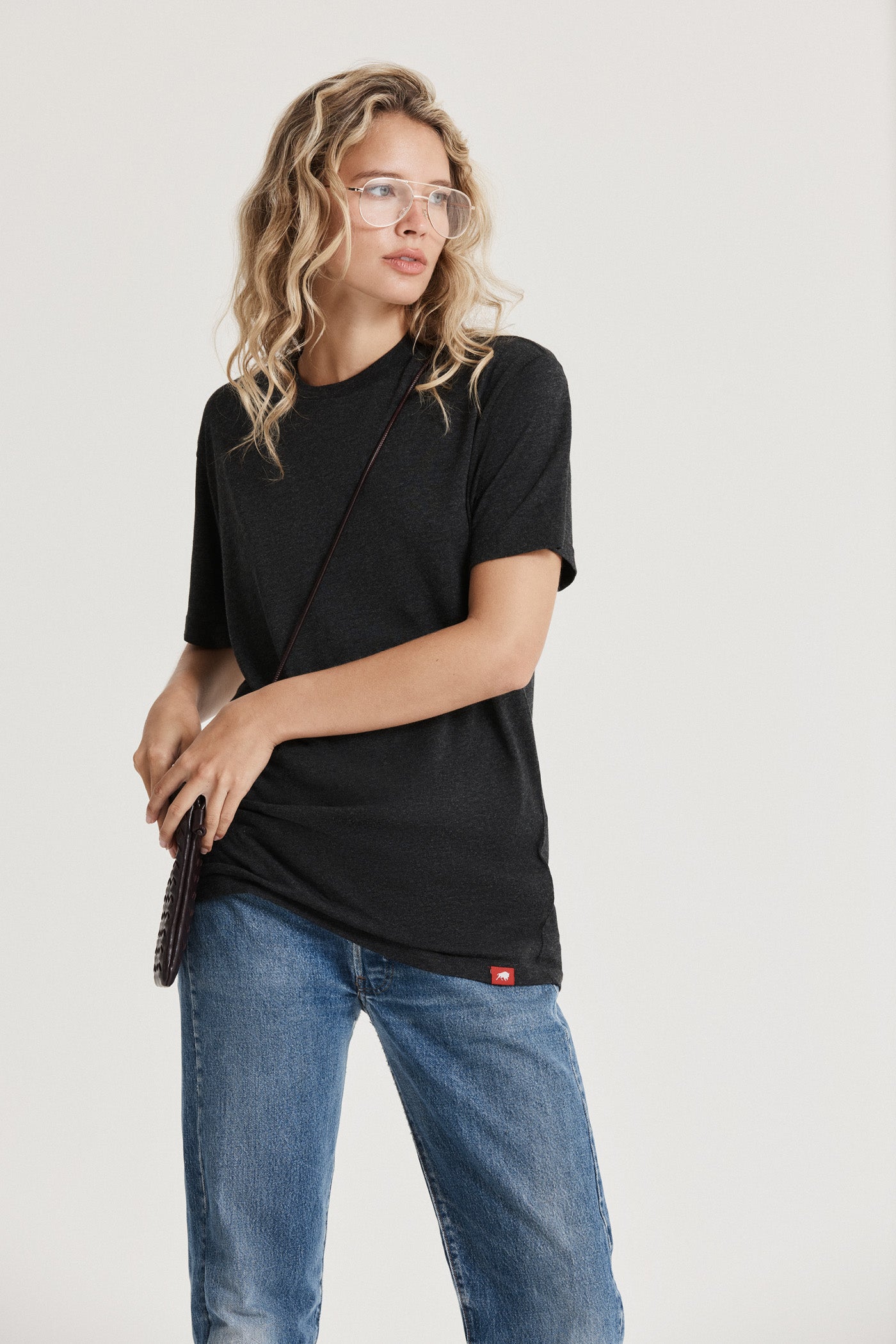 SPORTIQE WOMEN'S CLASSIC COMFY TEE