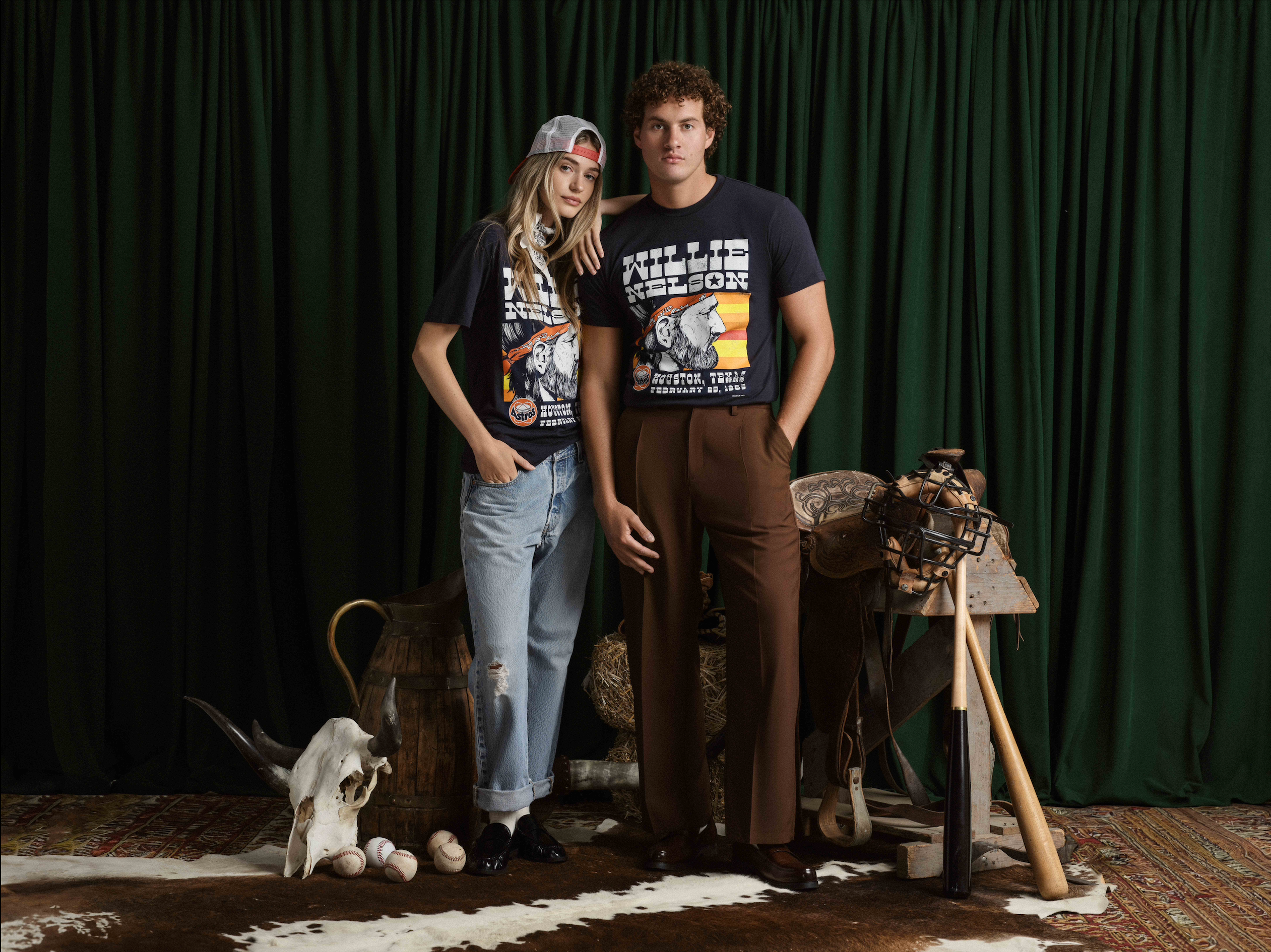 CENTER FIELD WILLIE NELSON X HOUSTON COMFY TEE - Sportiqe Apparel