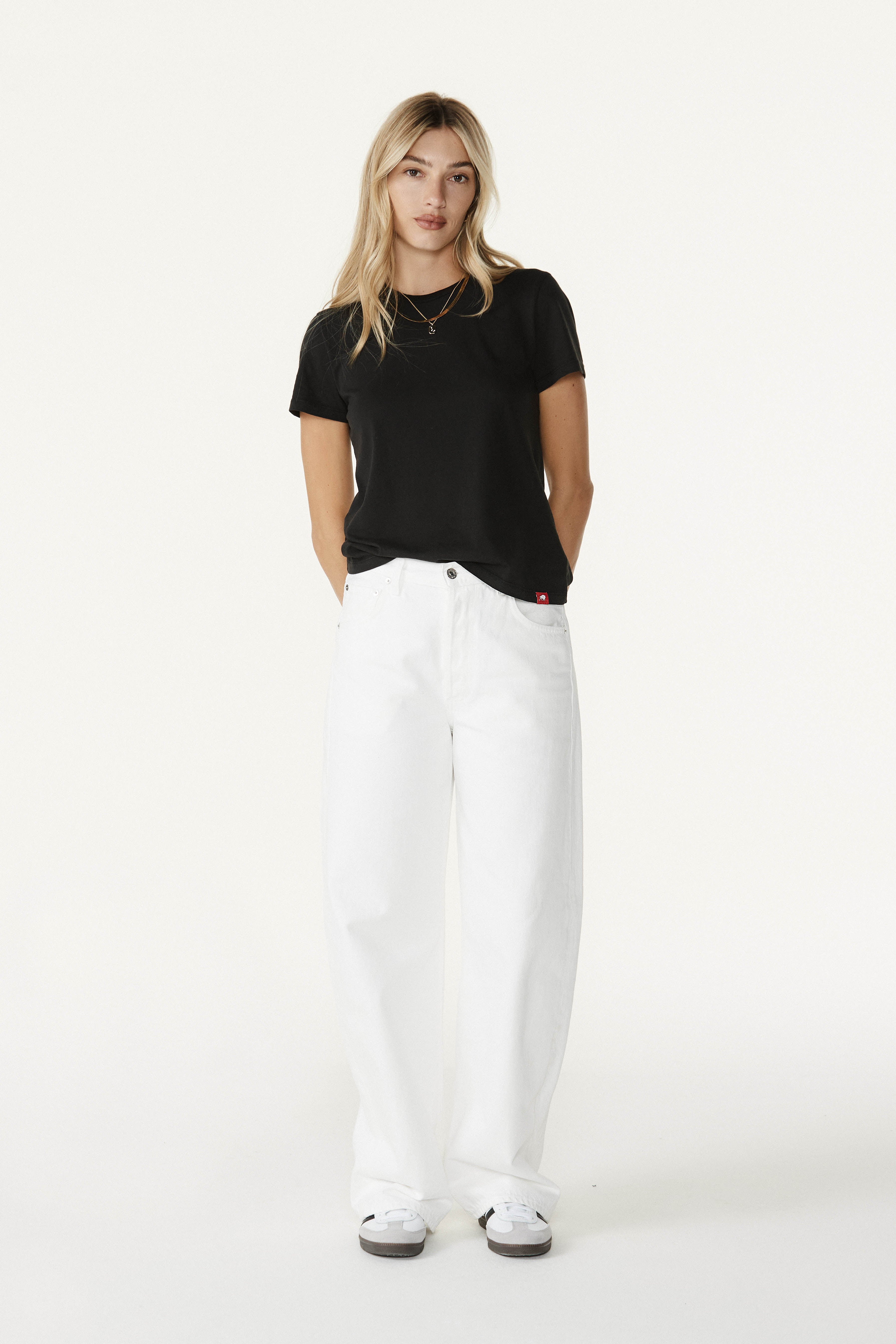Sportiqe La Kings Women's Phoebe Holbrook T-Shirt M / Gray