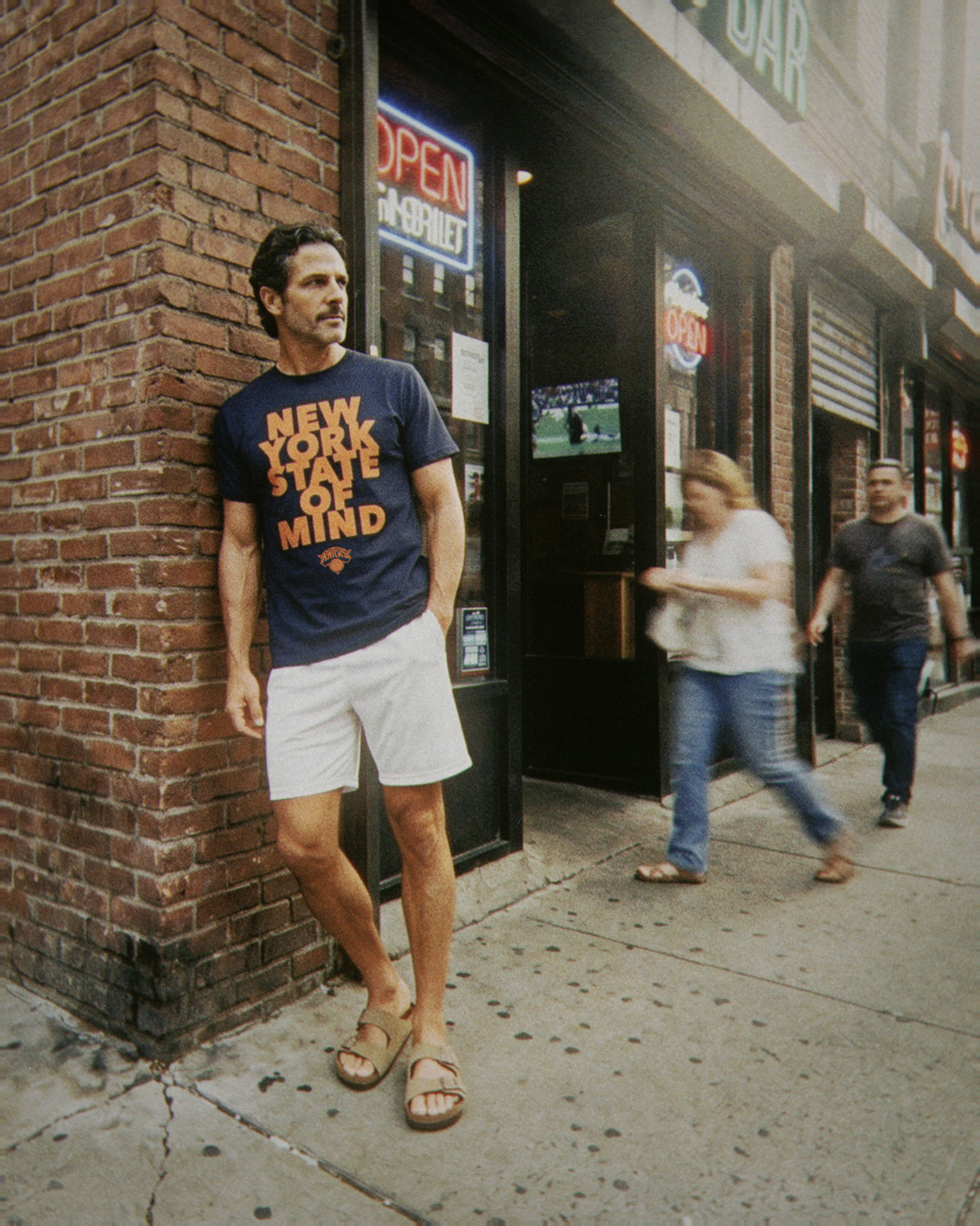 BILLY JOEL x KNICKS DUKE TEE - Sportiqe Apparel 