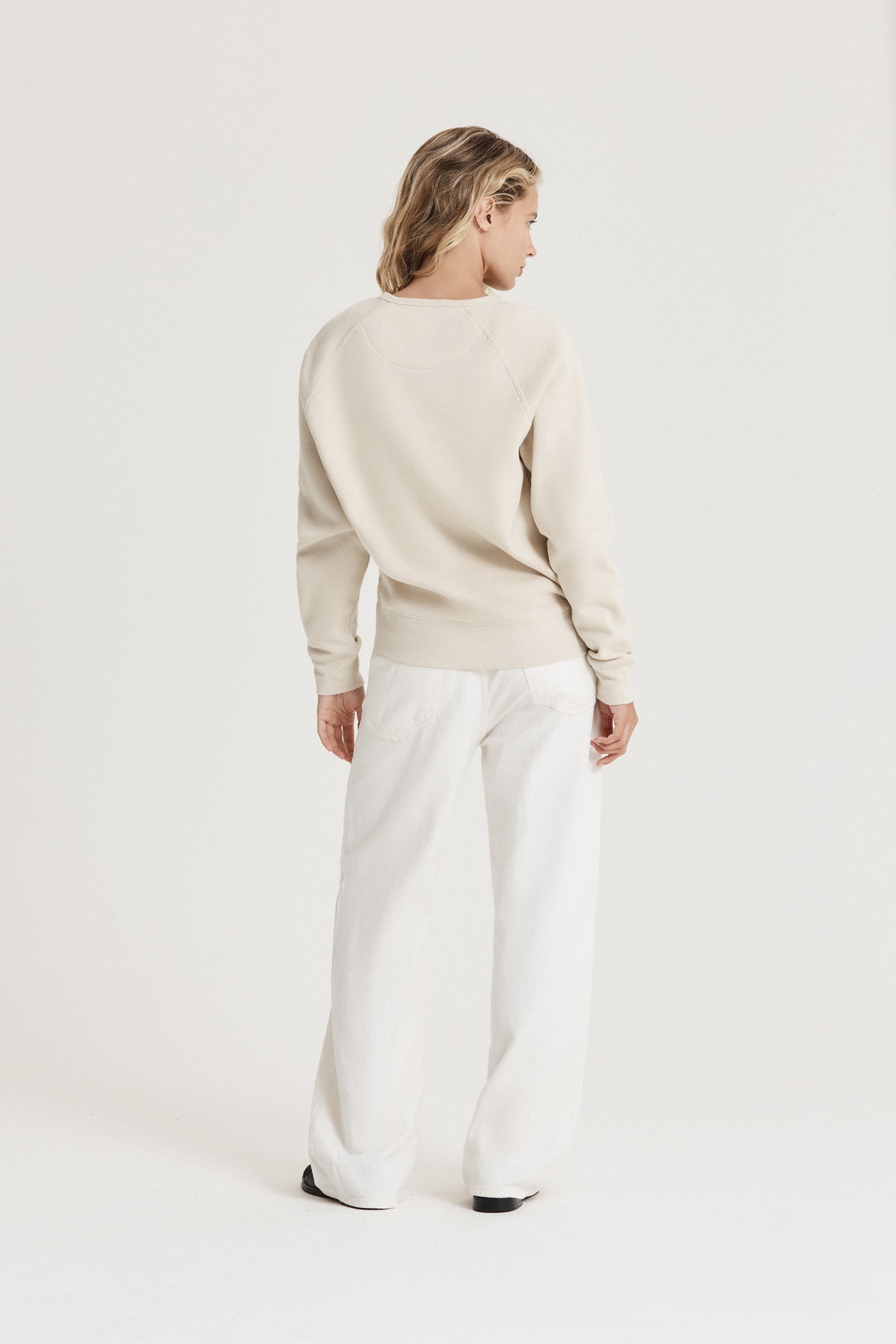 SPORTIQE  WOMEN'S OLSEN CREWNECK SWEATSHIRT - Sportiqe Apparel 
